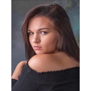 Meet your Posher, Lakin